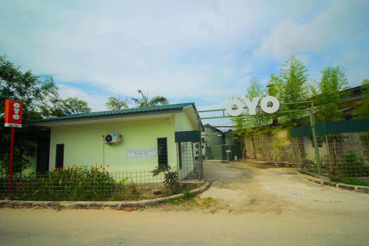 Oyo 1596塔曼伊斯兰家庭旅馆 Dumai 外观 照片